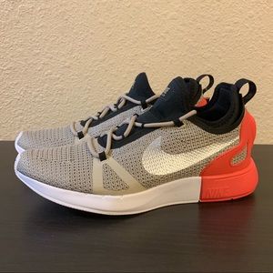 Women’s Nike Duel Racer Sz 9